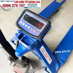 Cân Xe Nâng Tay Có Gắn Cân Điện Tử Pallet 1 Tấn (1000kg) - Của ĐỨC - Cân điện tử Hoàng Gia | Uy tín 10+ năm, Uy Tín, Giá Tốt can xe nang pallet 6 - Cân điện tử Hoàng Gia | Uy tín 10+ năm, Uy Tín, Giá Tốt