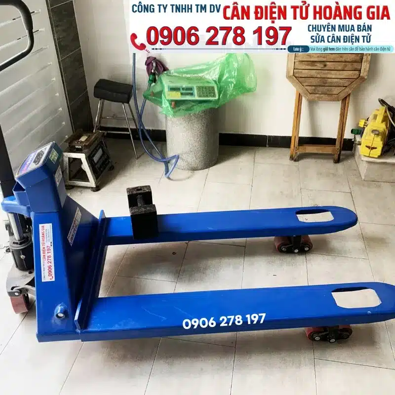 Cân Điện Tử Xe Nâng: Hướng Dẫn Sử Dụng & Bảo Trì Cân Pallet - Cân điện tử Hoàng Gia | Uy tín 10+ năm, Uy Tín, Giá Tốt can xe nang pallet 9 jpg - Cân điện tử Hoàng Gia | Uy tín 10+ năm, Uy Tín, Giá Tốt