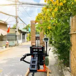 Xe Nâng Bán Tự Động Có Gắn Cân Điện Tử 1 Tấn, 1.5 Tấn, 2 Tấn - Cân điện tử Hoàng Gia | Uy tín 10+ năm, Uy Tín, Giá Tốt z8118294220910 e4a637c03bf9e60e7bfe7c45b04cb1d7.jpg 202608051154 - Cân điện tử Hoàng Gia | Uy tín 10+ năm, Uy Tín, Giá Tốt